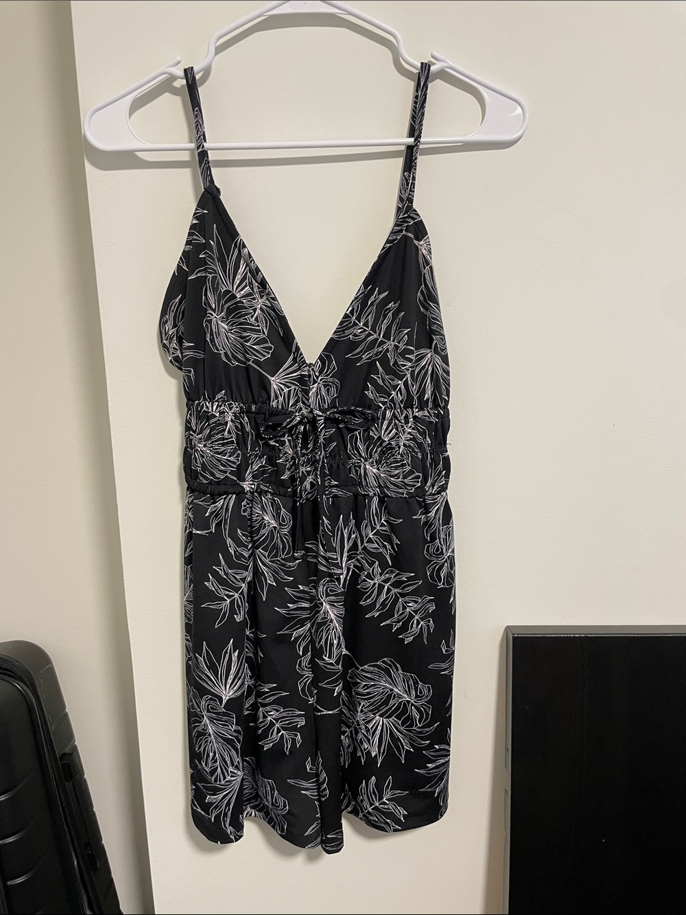30 Kendall & Kylie Black Floral Spaghetti-Strap One-Piece Bodysuit